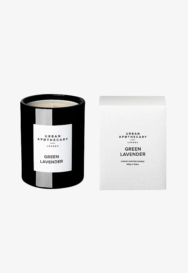 Snygg stearinljus i vitt från Urban Apøthecary.