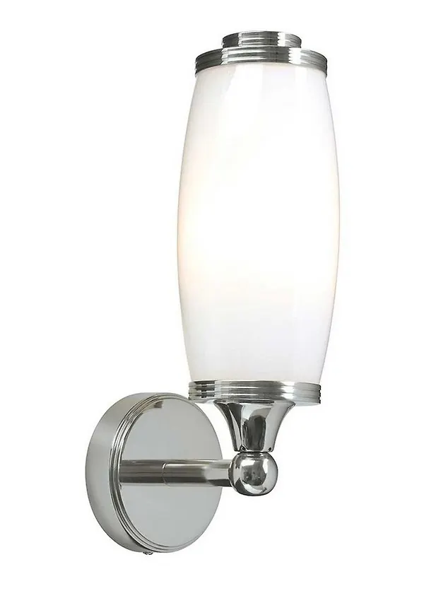 Riktigt fin Lampa som passar bra vid många olika tillfällen.