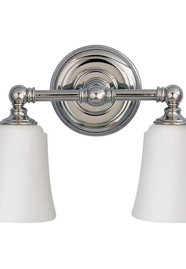 Stilriktig Lampa som passar bra vid många olika tillfällen.