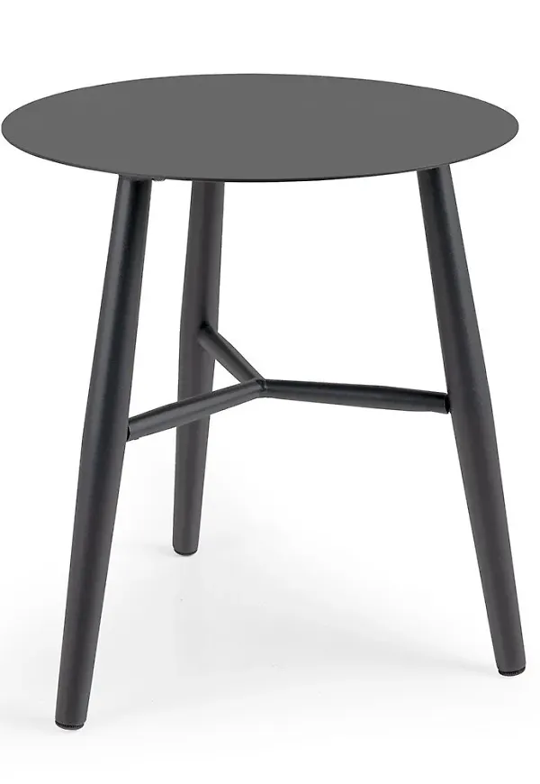 Moderiktig sidobord i aluminium från Brafab.