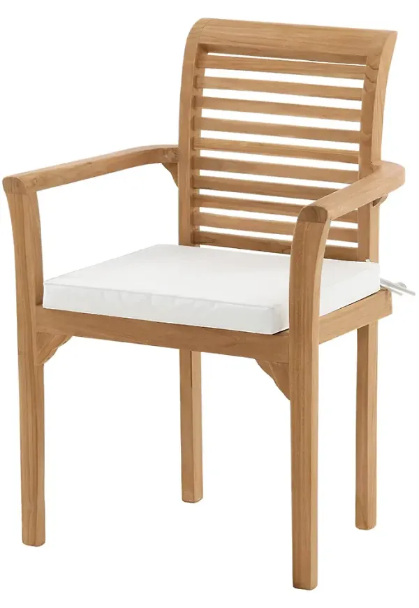 Smickrande teakstol 2025 från Venture Design.