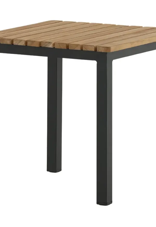 Fin teaksidobord 2025 från Venture Design.