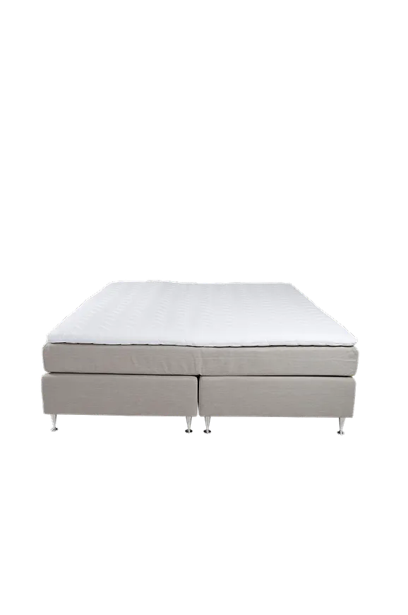 Ikonisk kontinentalsäng i aluminium från Venture Home.