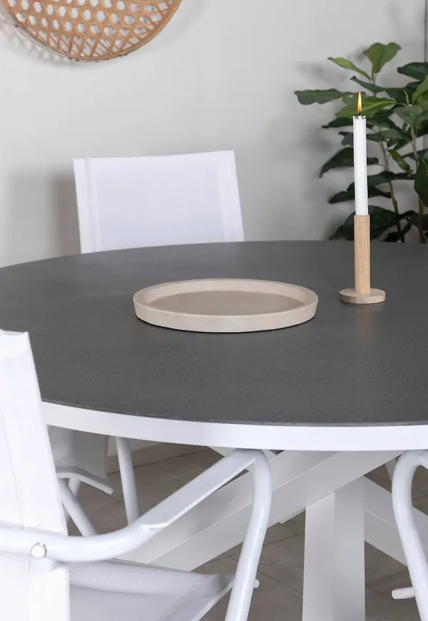 Elegant matstol 2025 från Venture Home.