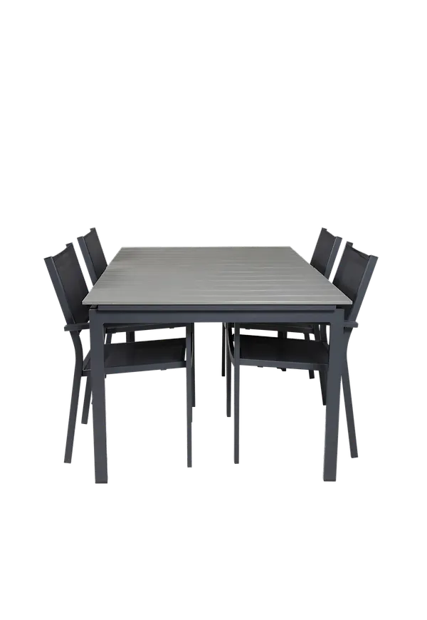 Smickrande bord som passar bra vid många olika tillfällen.