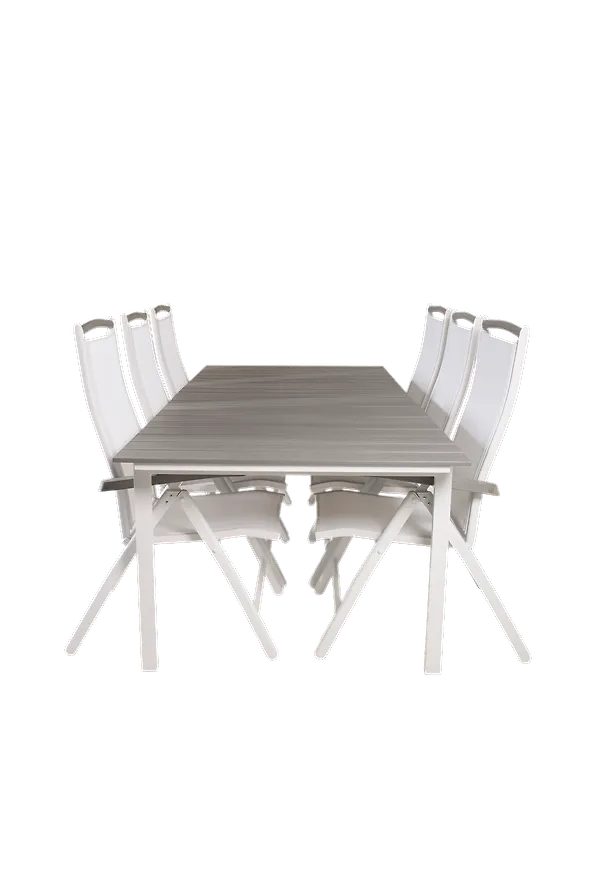 Fantastiskt fin bord som passar bra vid många olika tillfällen.