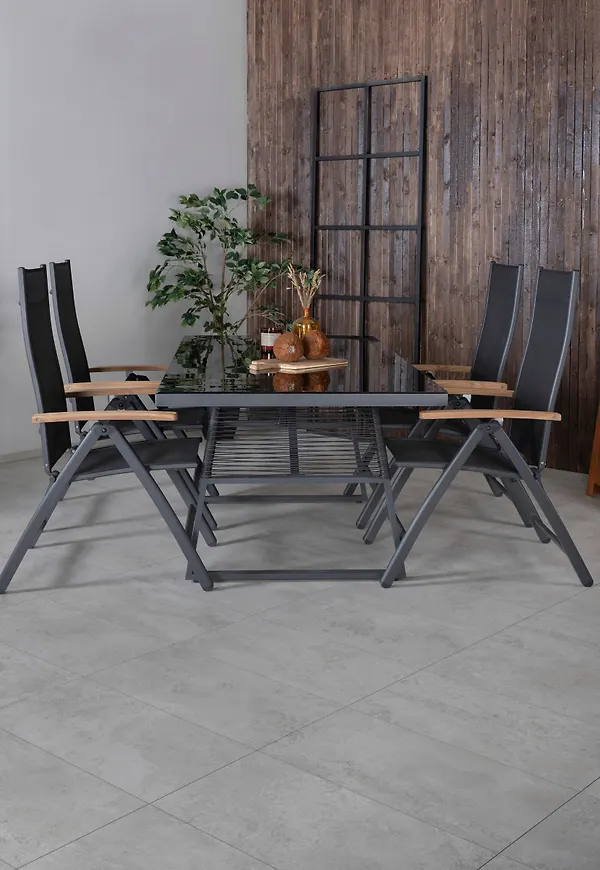 Cool aluminiummatstol 2025 från Venture Home.