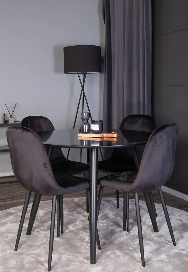 Stilren bord i svart från Venture Home.