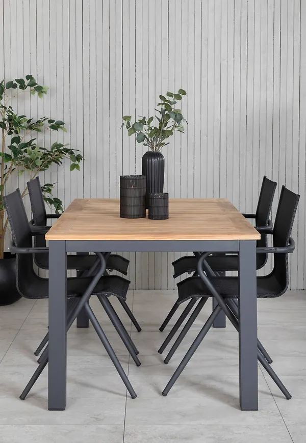 Mysig teakbord 2025 från Venture Home.