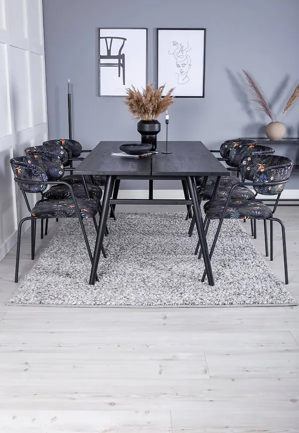 Supersnygg matstol 2025 från Venture Home.