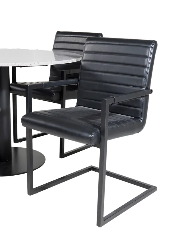 Moderiktig Stol som passar bra vid många olika tillfällen.