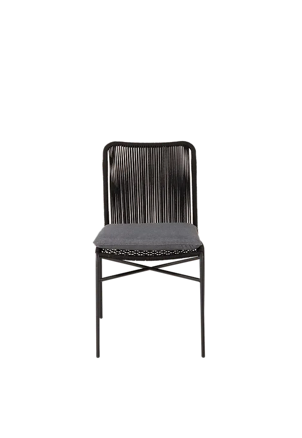 Riktigt trendig Stol som passar bra vid många olika tillfällen.