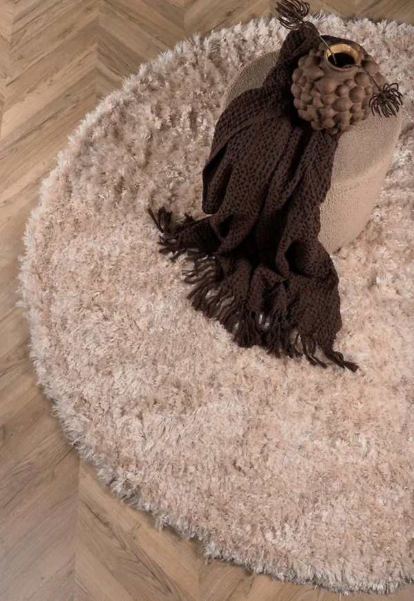 Trendig Matta som passar bra vid många olika tillfällen.