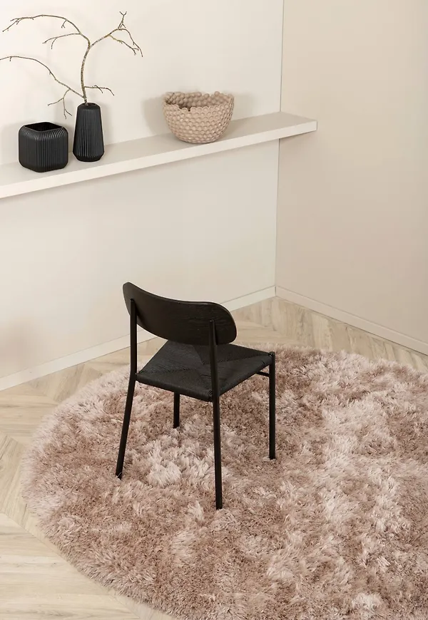 Exklusiv beige matta 2025 från Venture Home.