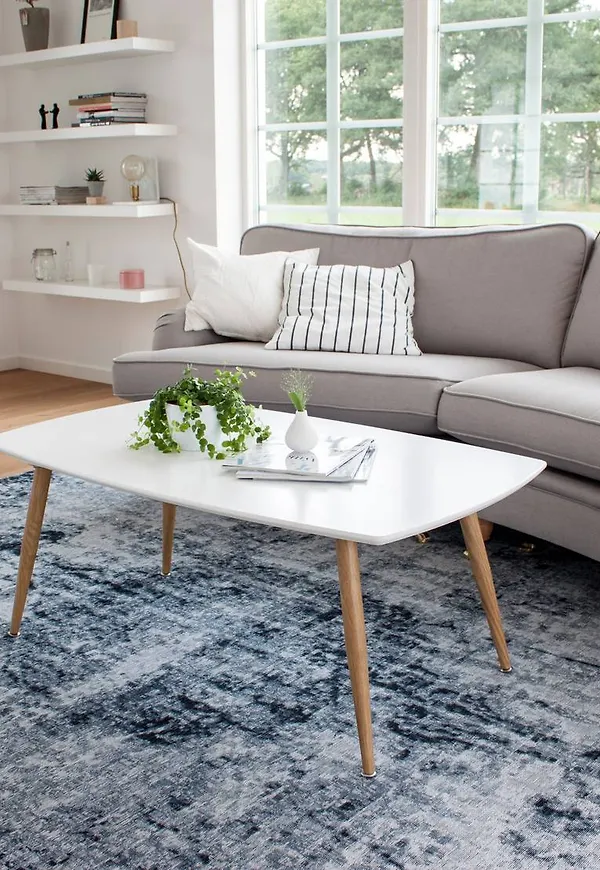 Stilriktig soffbord 2025 från Venture Home.