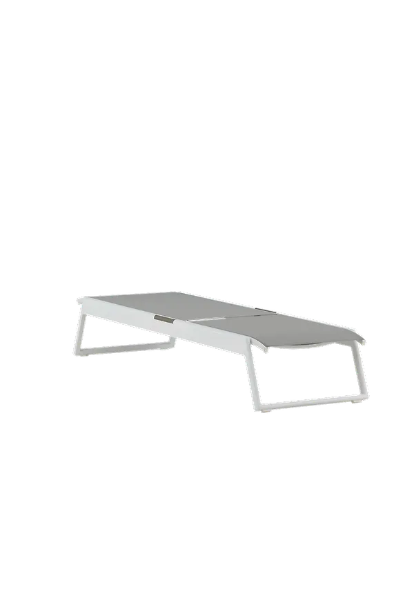Härlig aluminiumsolsäng 2025 från Venture Home.