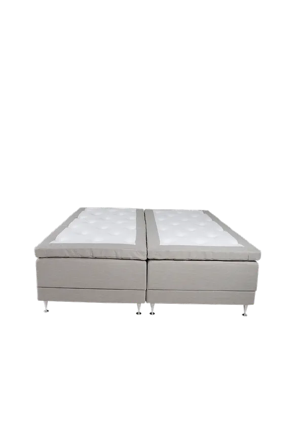 Stilriktig beige säng 2025 från Venture Home.