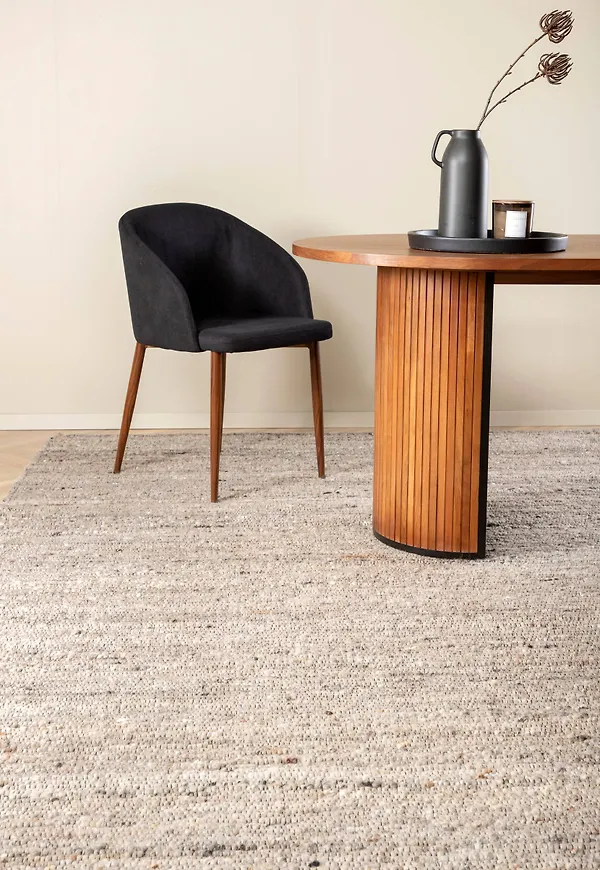 Elegant matta 2025 från Venture Home.