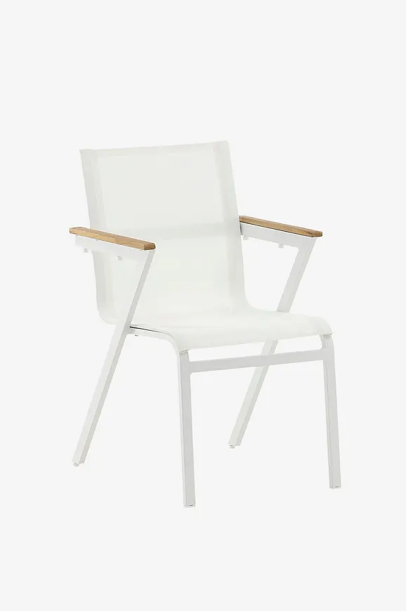 Jättesnygg vit fåtölj i teak från Venture Home.