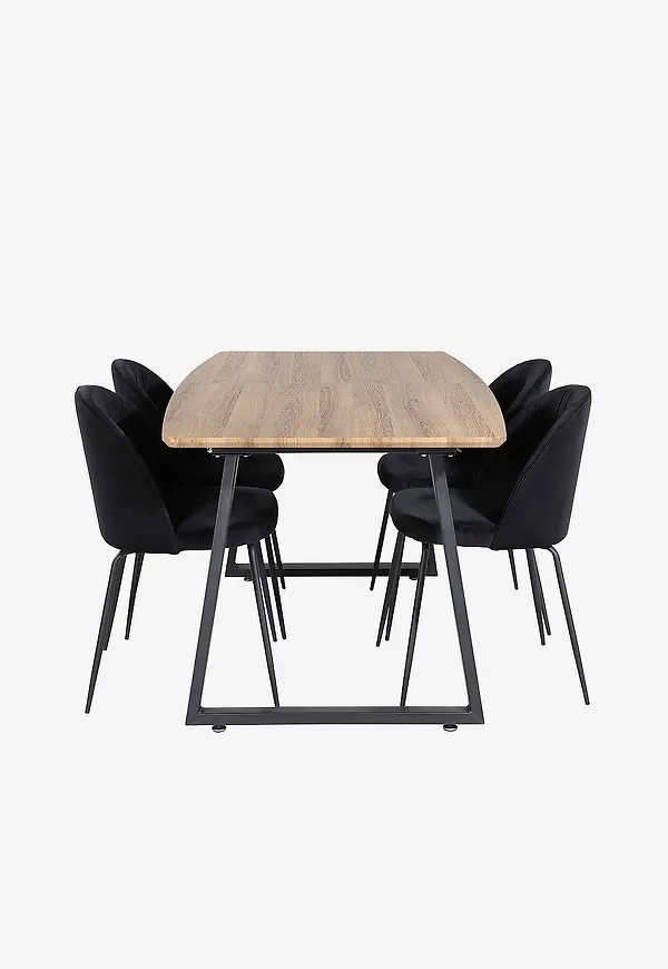 Brun matstol som passar perfekt till sommaren 2025!