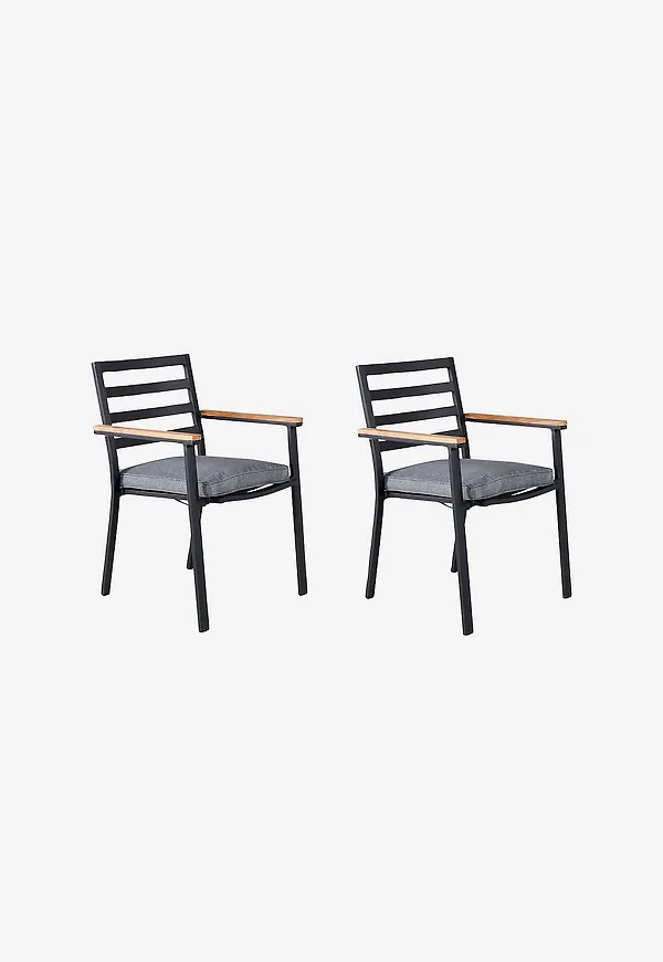 Fantastiskt snygg svart aluminiumstol 2026 från Venture Home.