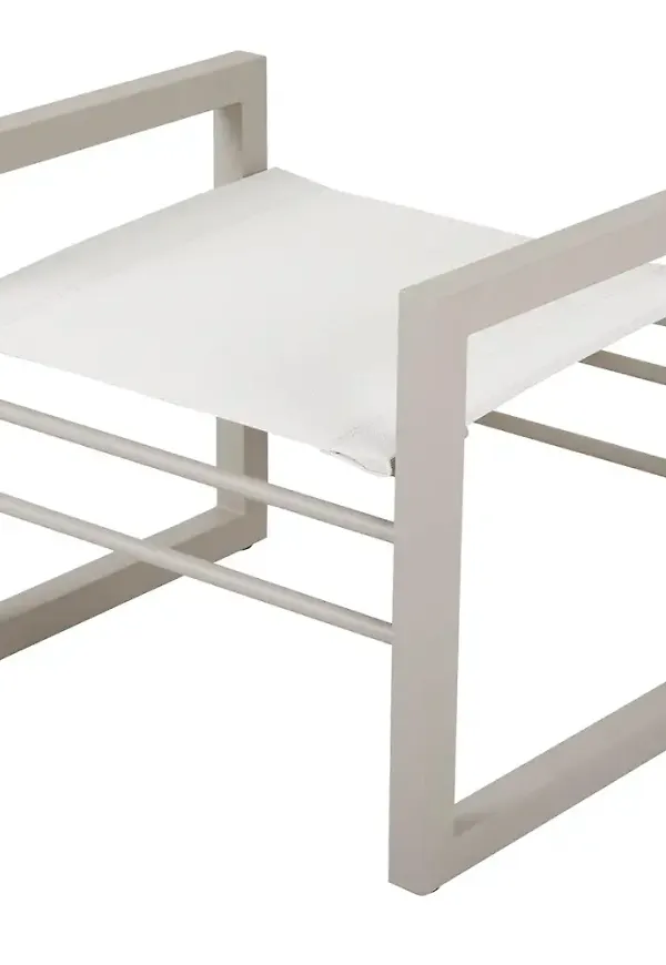 Jättefin karmstol i aluminium från Brafab.