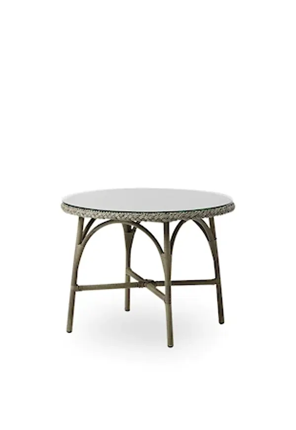 Stilriktig matbord i grå färg gjord i aluminium.