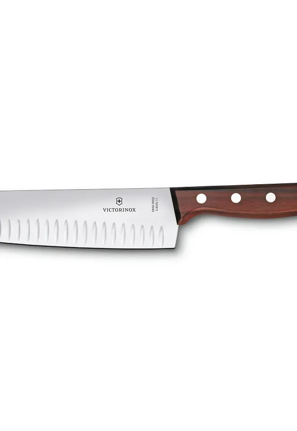 Silverfärgad Victorinox-santokukniv i cool modell.