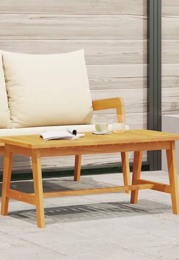 Modern bord som passar bra vid många olika tillfällen.