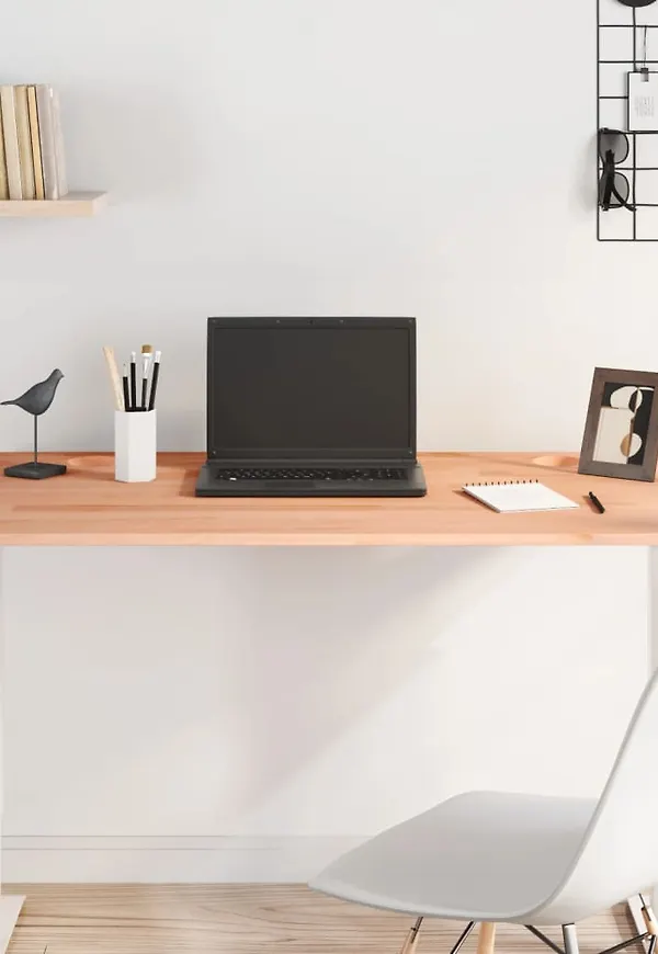 Brun vidaXL-ritbord i moderiktig modell.