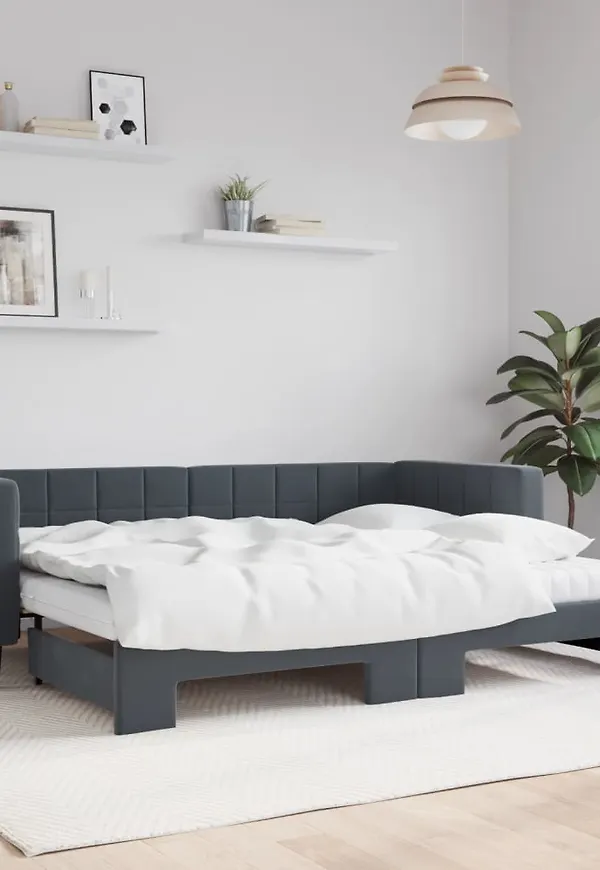 Smickrande Säng som passar bra vid många olika tillfällen.