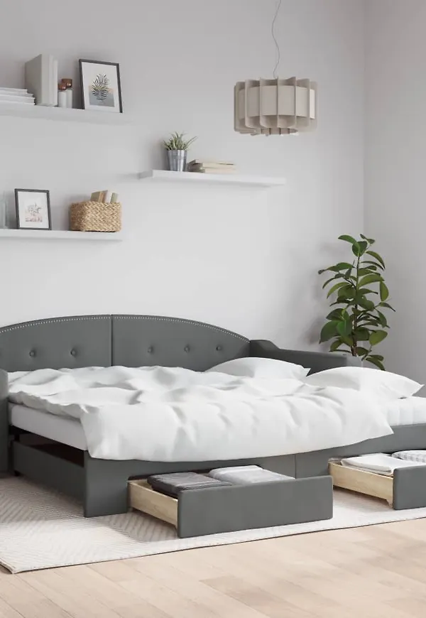 Riktigt fin Säng som passar bra vid många olika tillfällen.