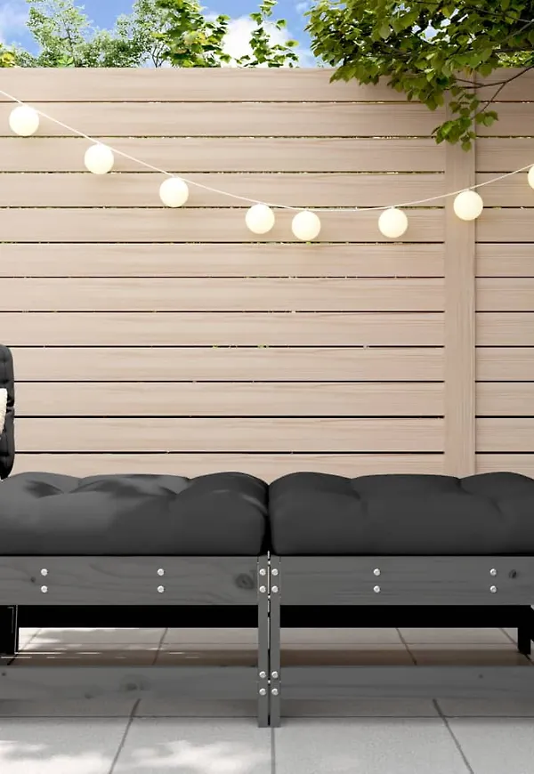 Grå fotpall som passar perfekt till sommaren 2025!