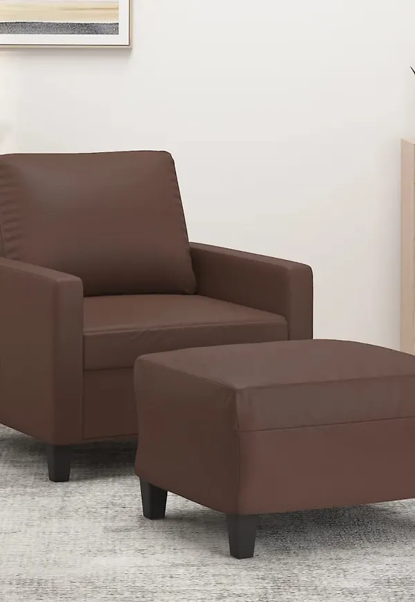 Moderiktig Fåtölj som passar bra vid många olika tillfällen.