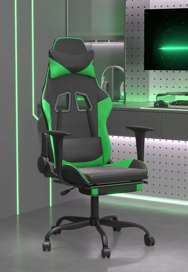 Jättesnygg Stol som passar bra vid många olika tillfällen.