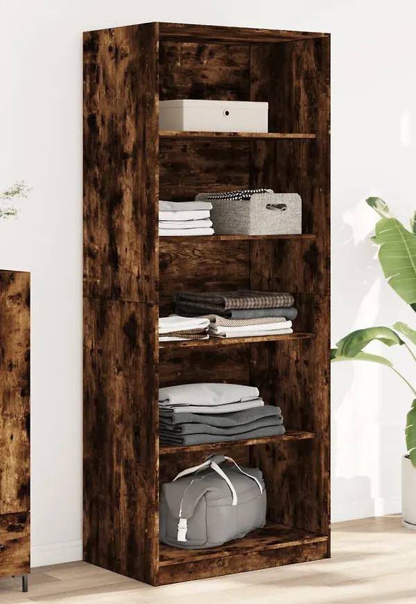 Stilriktig Skåp som passar bra vid många olika tillfällen.