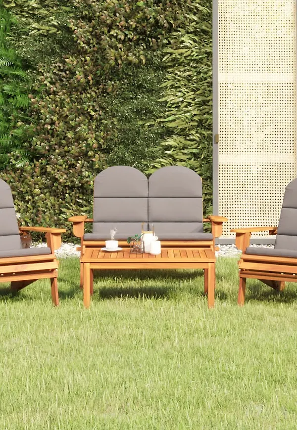 Moderiktig bord som passar bra vid många olika tillfällen.