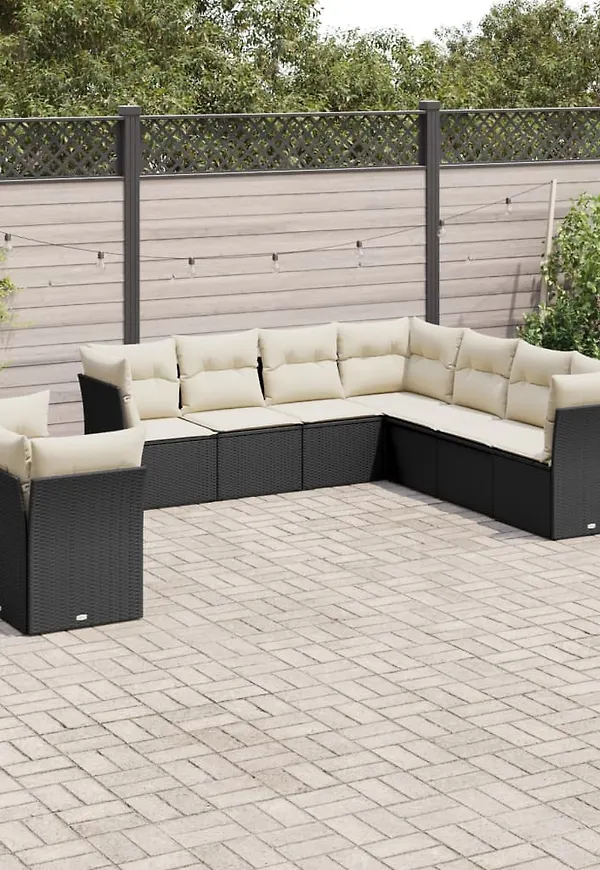 Svart soffgrupp som passar perfekt till sommaren 2025!