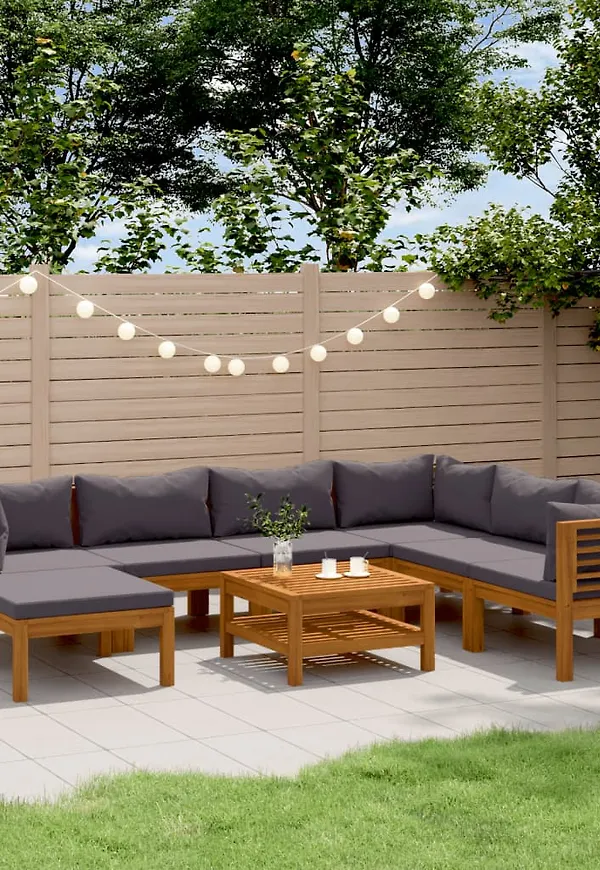 Grå bord som passar perfekt till sommaren 2025!