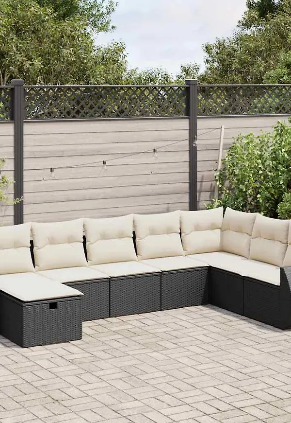 Svart soffgrupp som passar perfekt till våren 2025!