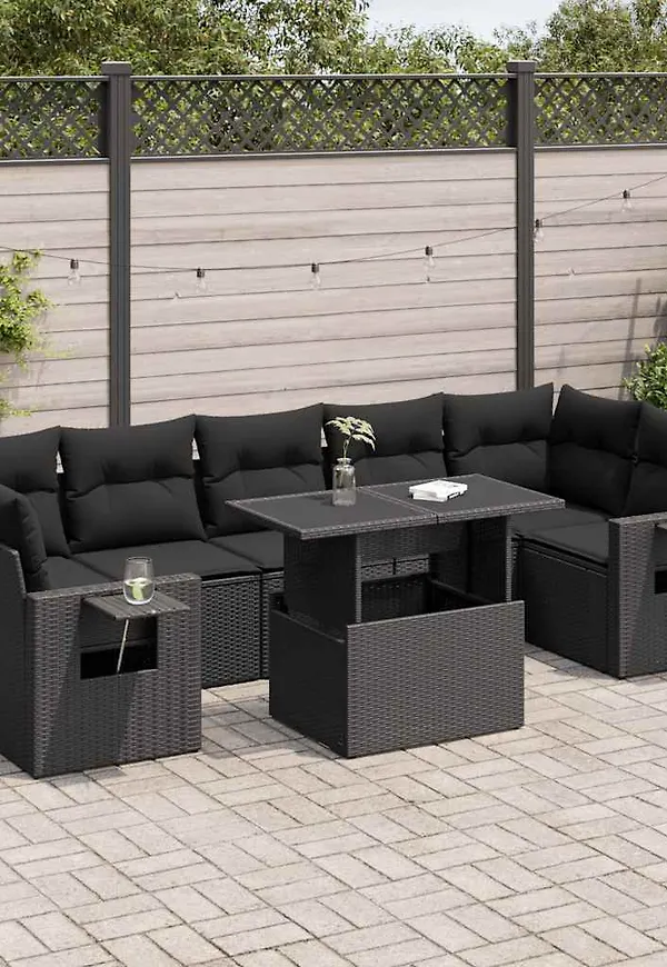 Riktigt snygg bord som passar bra vid många olika tillfällen.