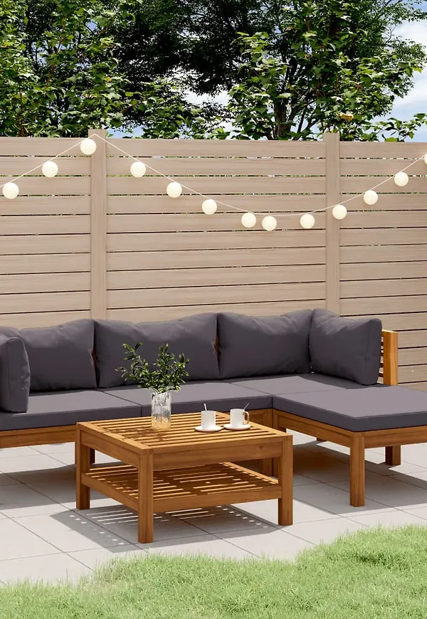 Fantastiskt snygg bord som passar bra vid många olika tillfällen.