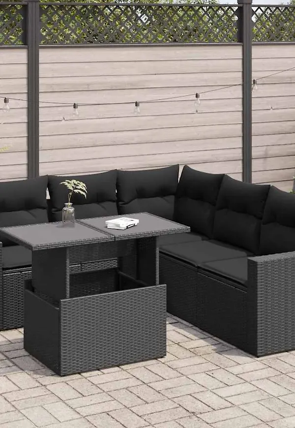 Stilren bord som passar bra vid många olika tillfällen.