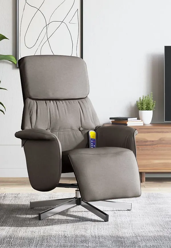 Fin Fåtölj som passar bra vid många olika tillfällen.