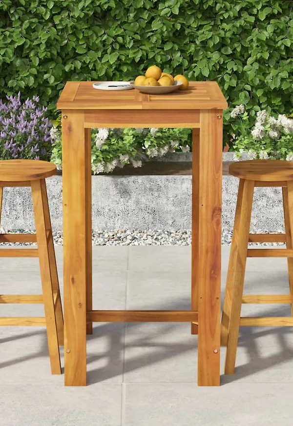 Skön bord som passar bra vid många olika tillfällen.