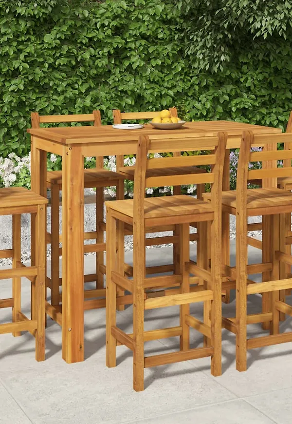 Elegant bord som passar bra vid många olika tillfällen.