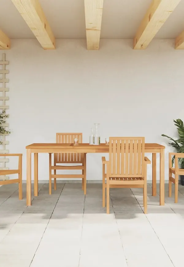 Otroligt snygg Stol som passar bra vid många olika tillfällen.