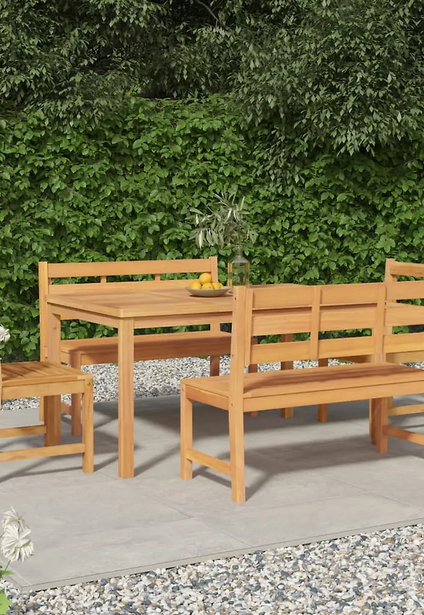 Komfortabel bord som passar bra vid många olika tillfällen.