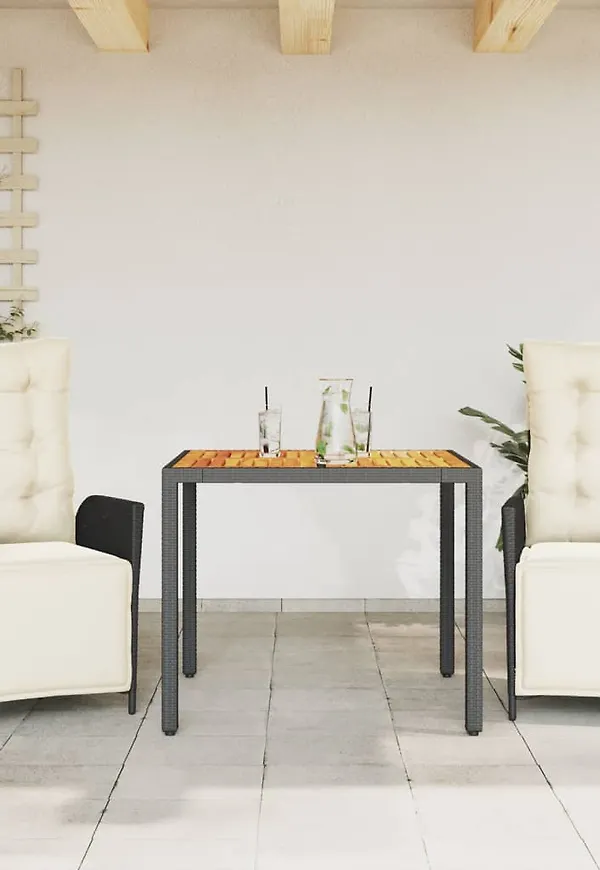 Exklusiv bord som passar bra vid många olika tillfällen.