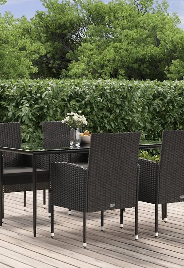 Cool bord som passar bra vid många olika tillfällen.